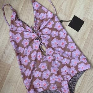 BNWT Capsule Mahalo Kokomo